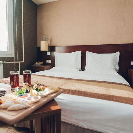 Soluxe Hotel 알마티 외부 사진