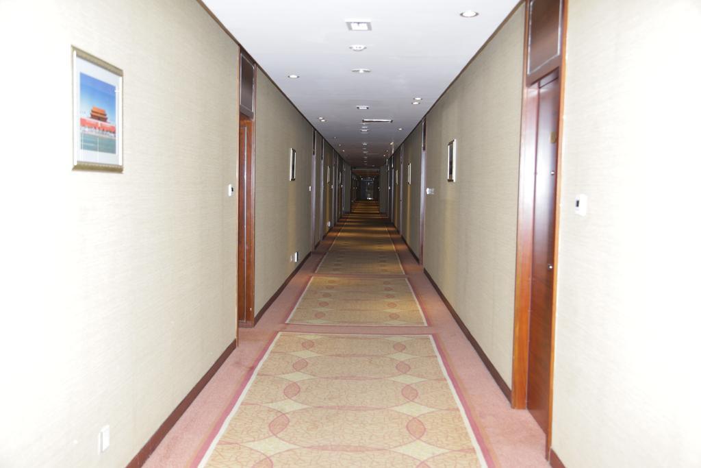 Soluxe Hotel 알마티 외부 사진