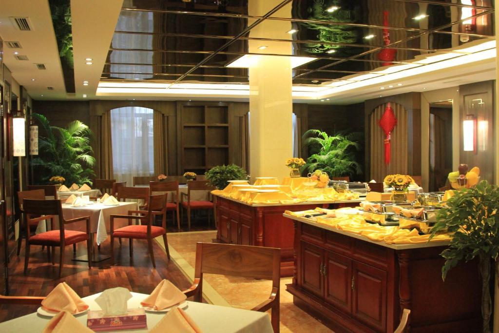 Soluxe Hotel 알마티 외부 사진