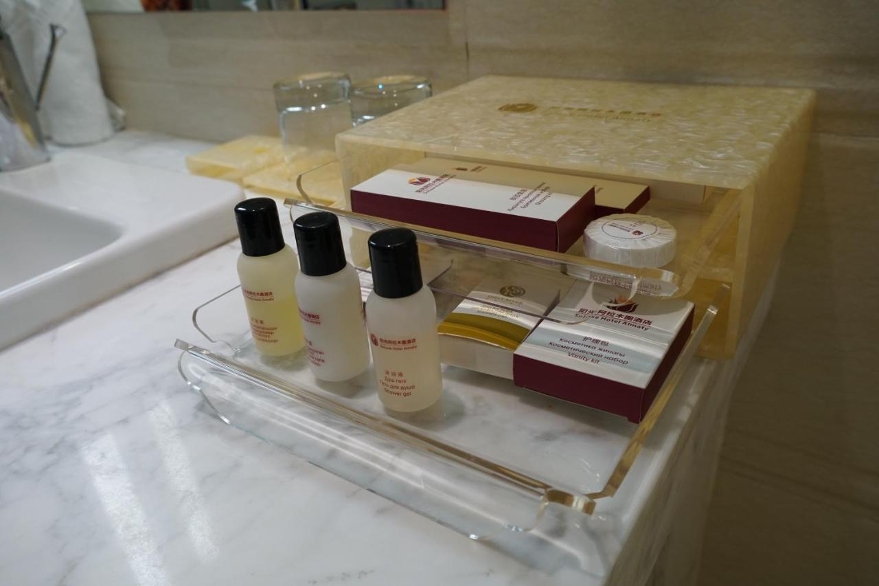 Soluxe Hotel 알마티 외부 사진