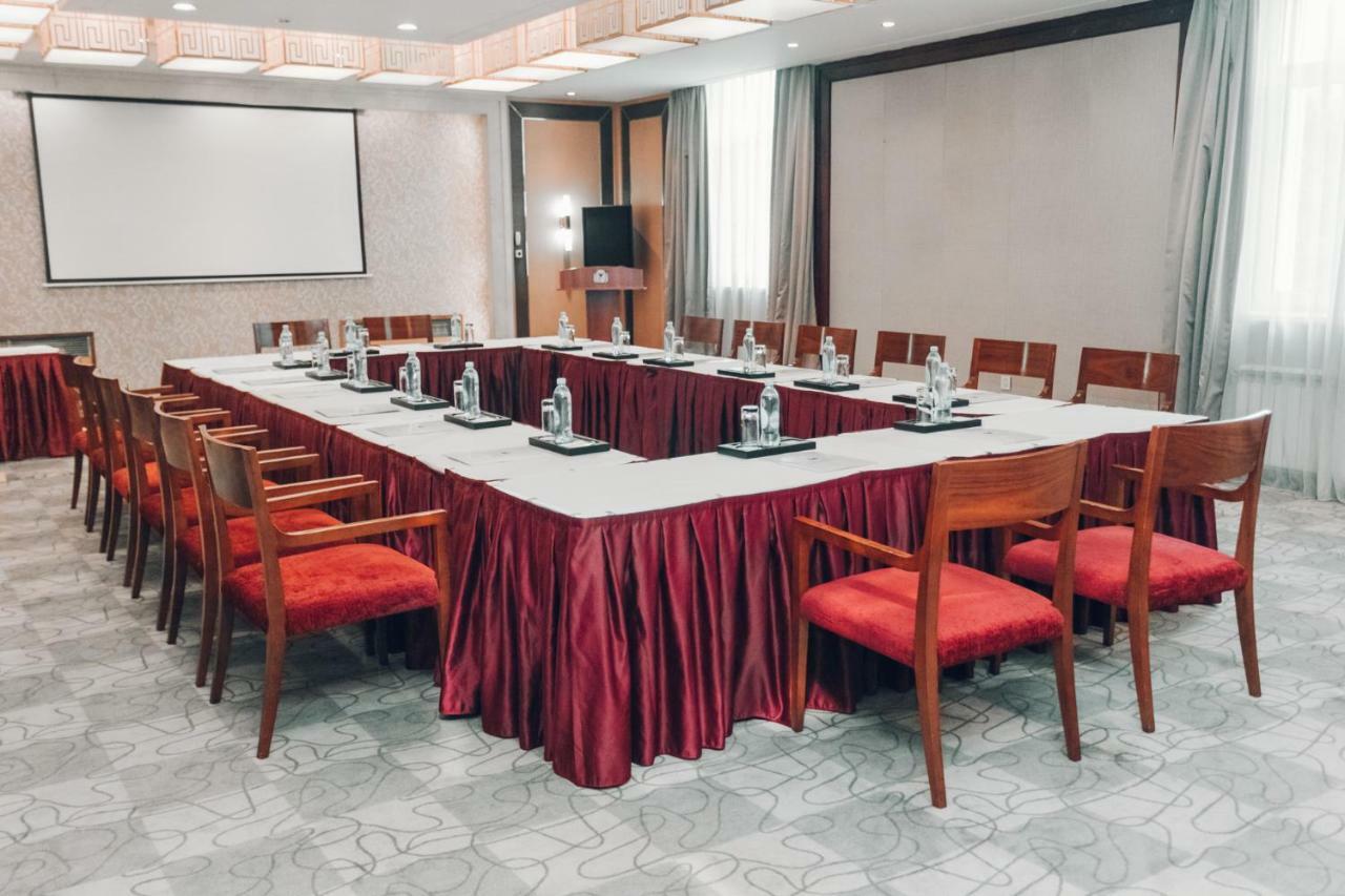 Soluxe Hotel 알마티 외부 사진