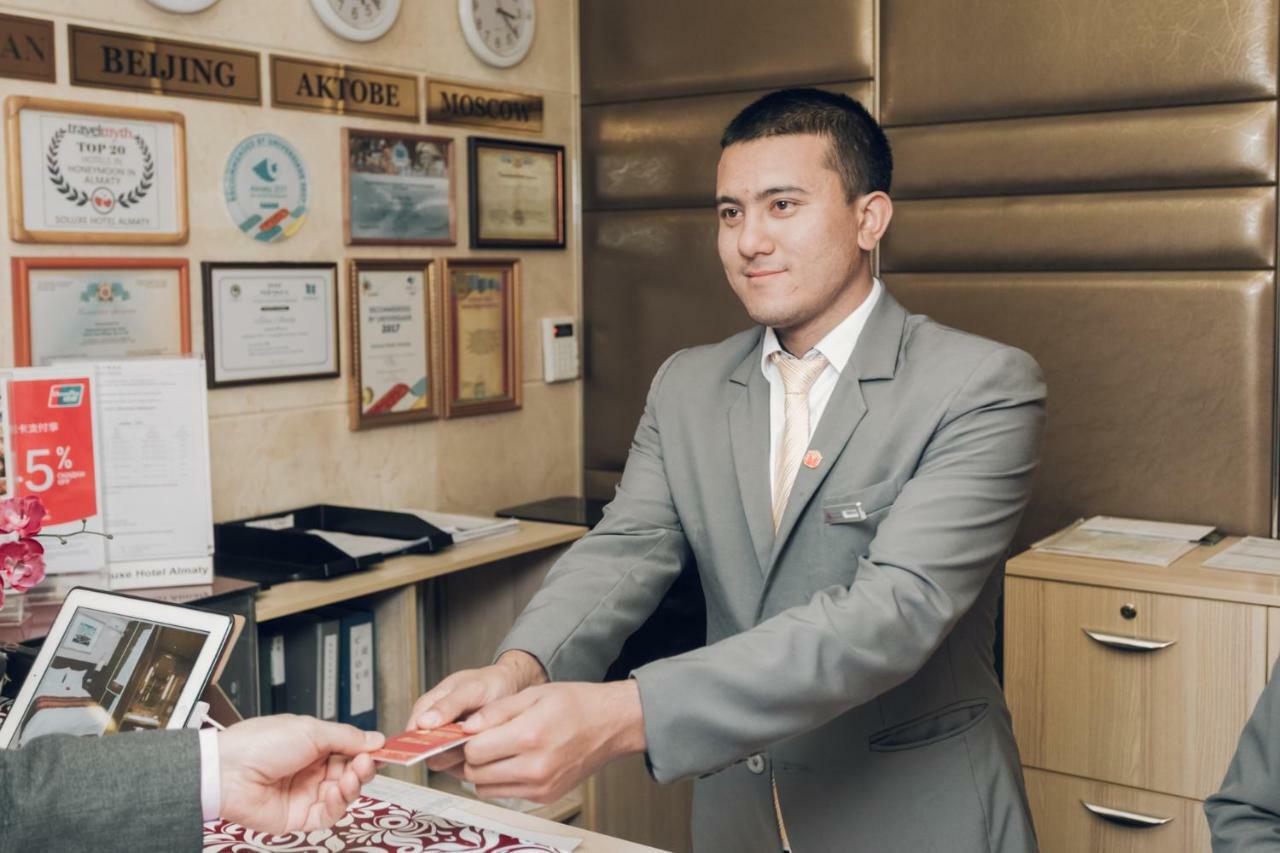 Soluxe Hotel 알마티 외부 사진